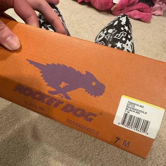 Heels - Picture 5 of 5